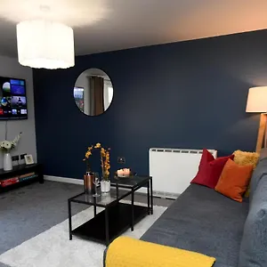Self Catering - Regent's Court Azure Apartment